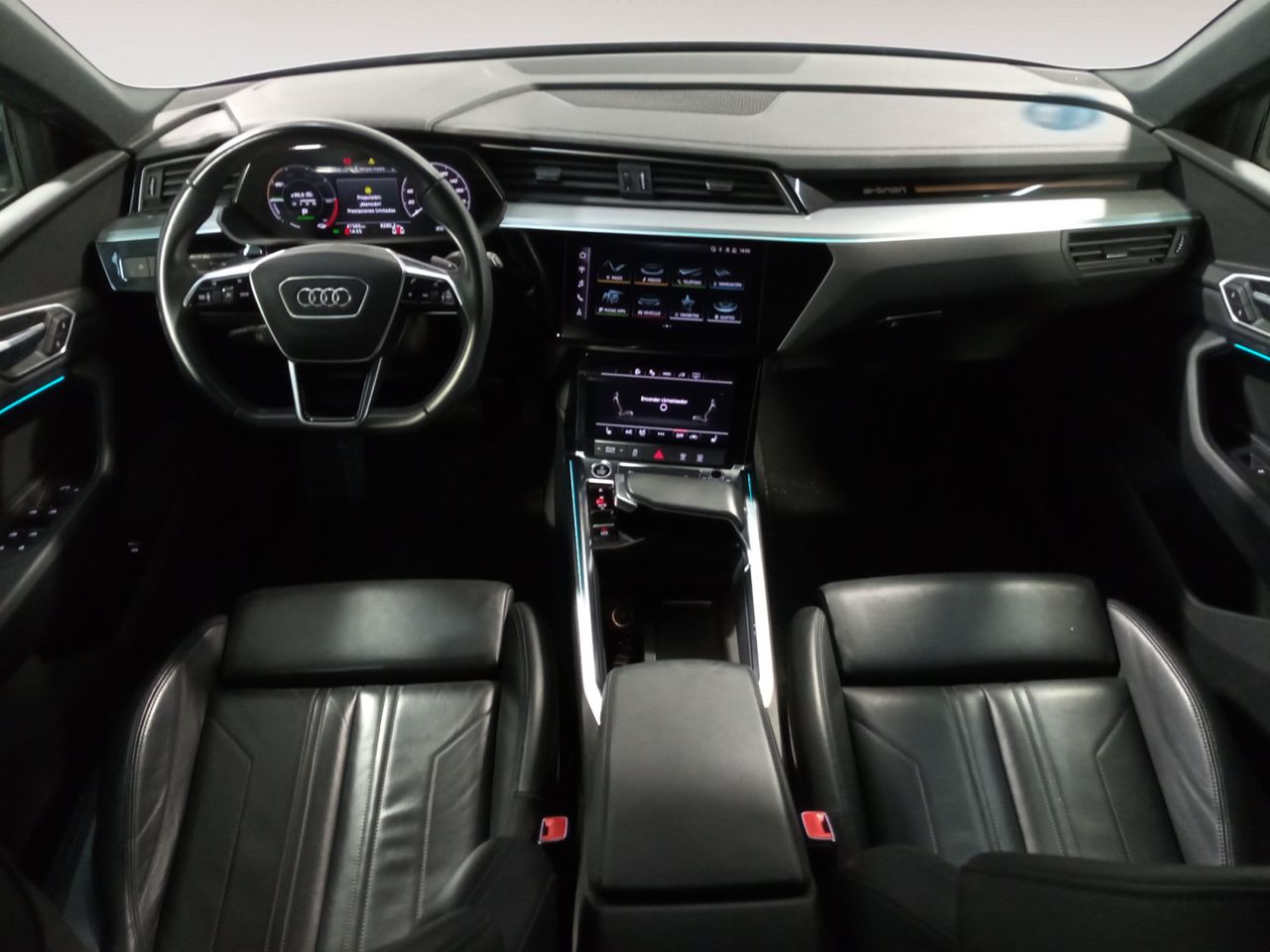 Foto Audi E-tron 6