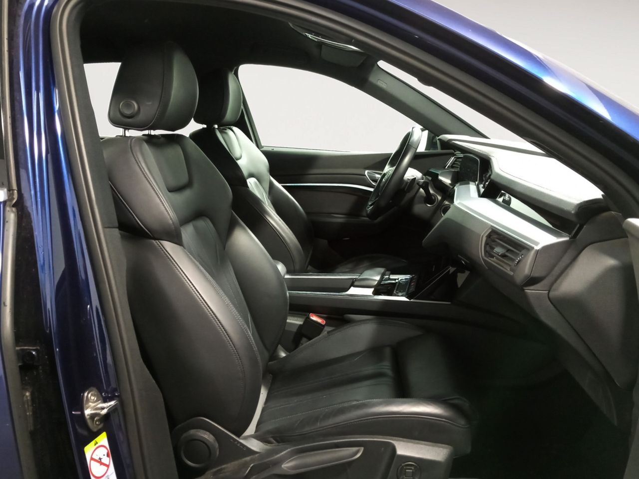 Foto Audi E-tron 10