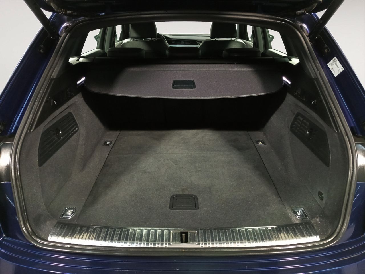 Foto Audi E-tron 11