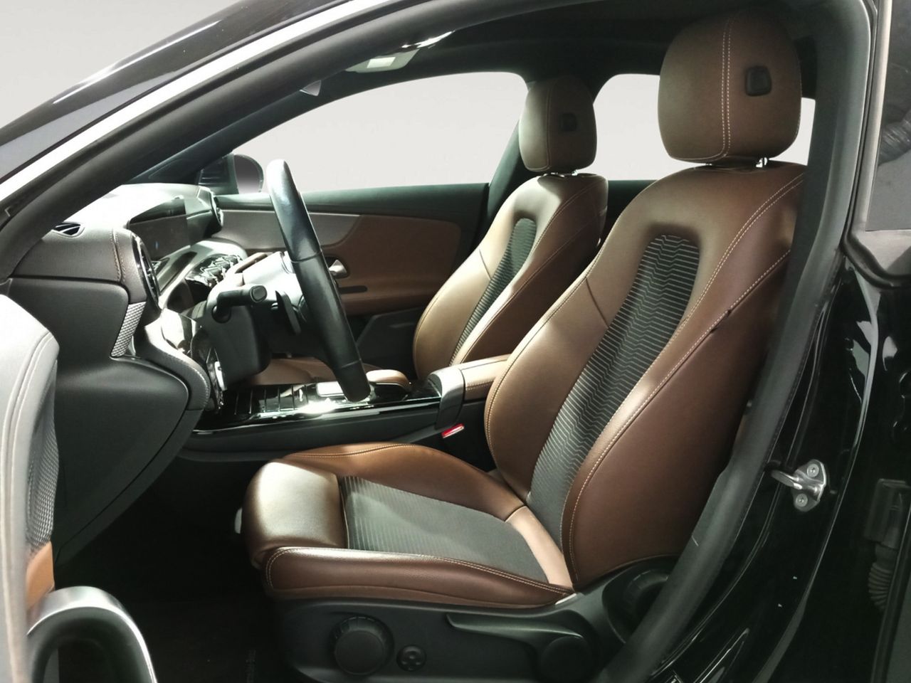 Foto Mercedes-Benz Clase CLA 8