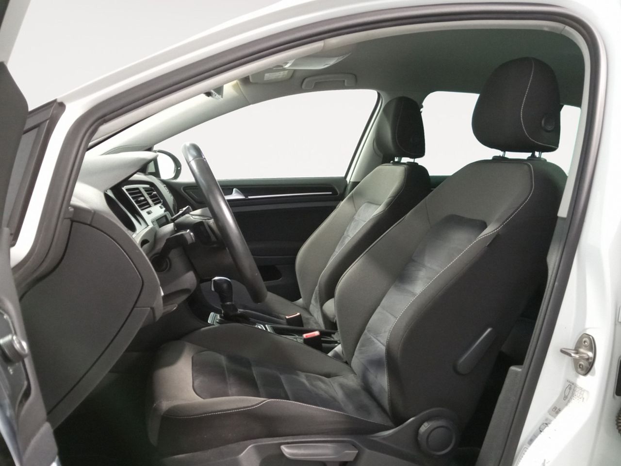 Foto Volkswagen Golf 8