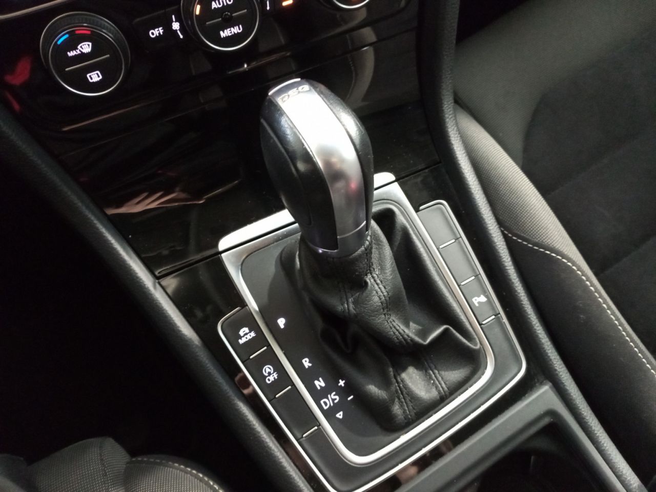 Foto Volkswagen Golf 12