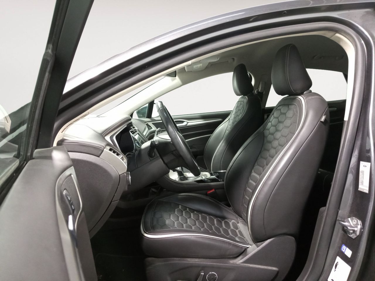 Foto Ford Mondeo 8