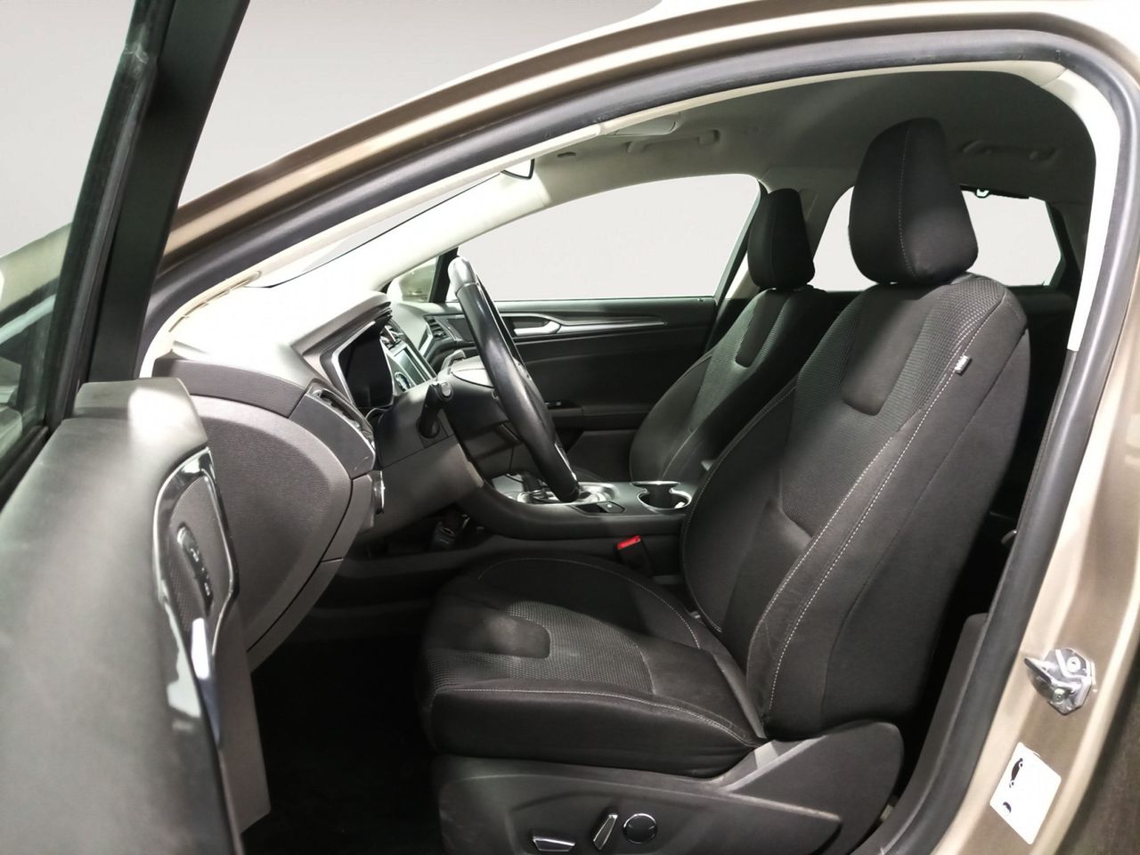 Foto Ford Mondeo 8