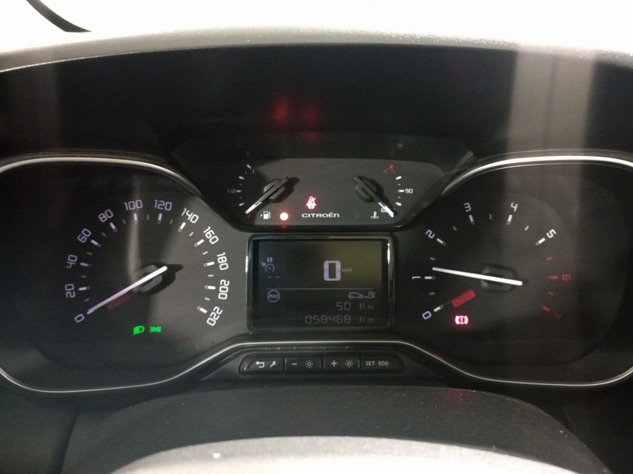 Foto Citroën C3 Aircross 13