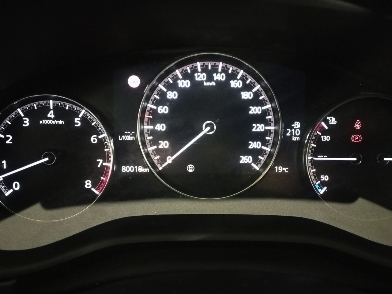 Foto Mazda CX-30 13