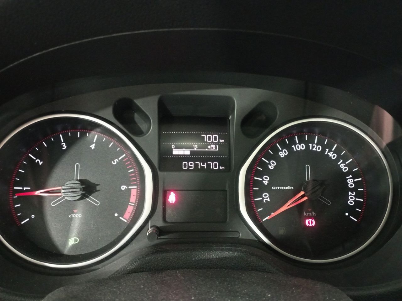 Foto Citroën C-Elysèe 13