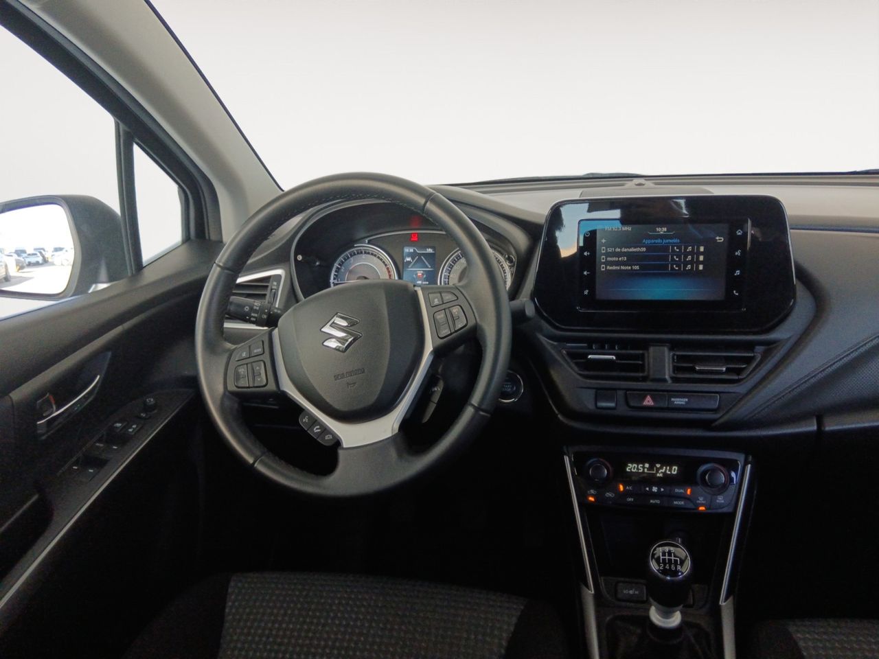 Foto Suzuki S-Cross 7