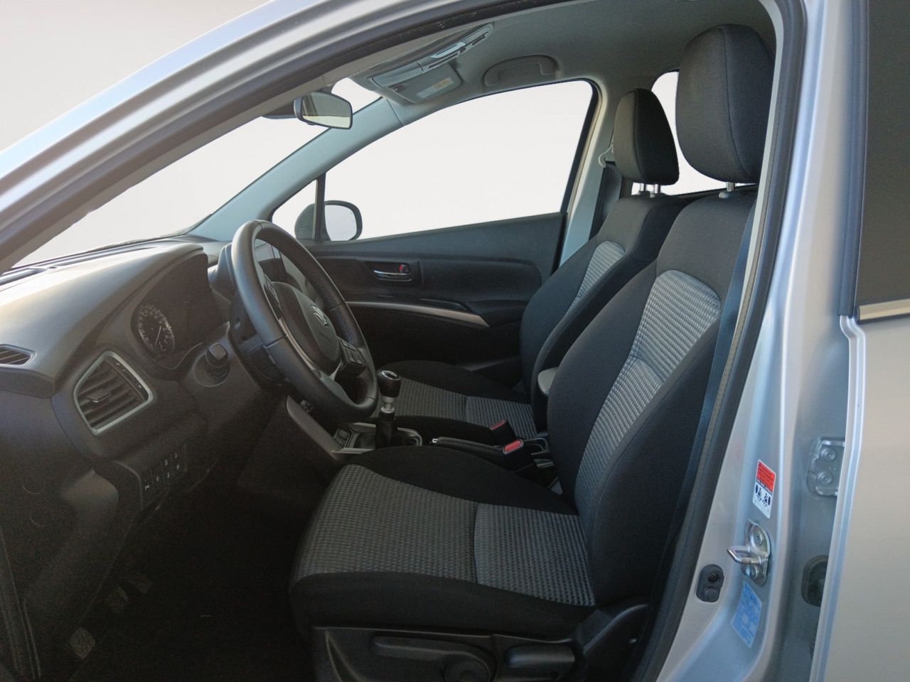 Foto Suzuki S-Cross 8