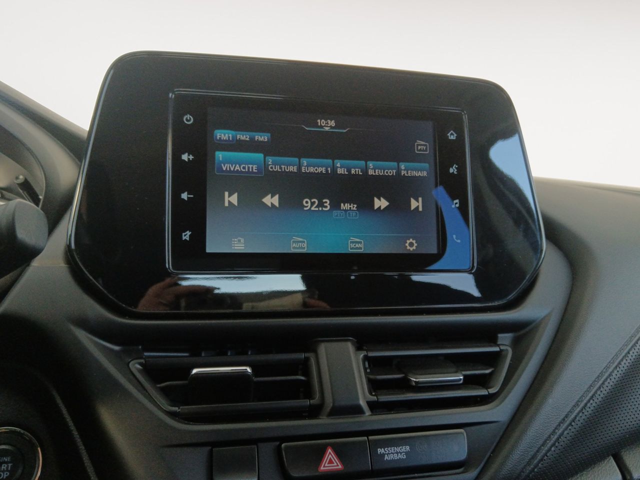 Foto Suzuki S-Cross 15
