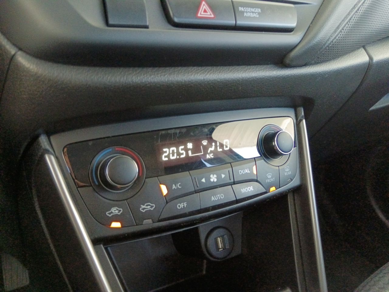 Foto Suzuki S-Cross 19