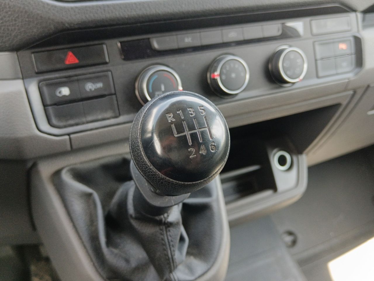 Foto Volkswagen Crafter 12