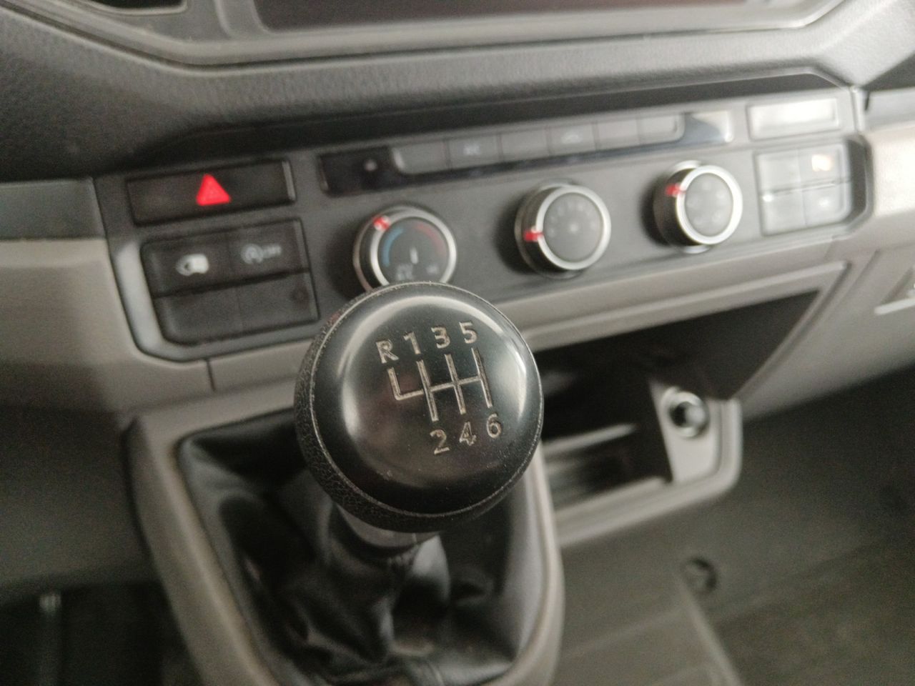 Foto Volkswagen Crafter 12