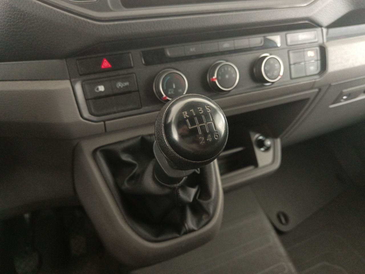 Foto Volkswagen Crafter 12