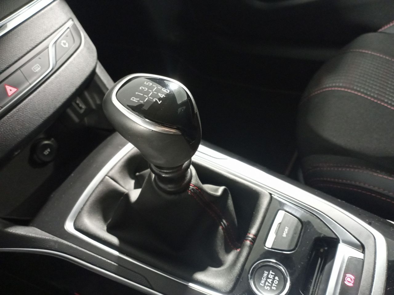 Foto Peugeot 308 12