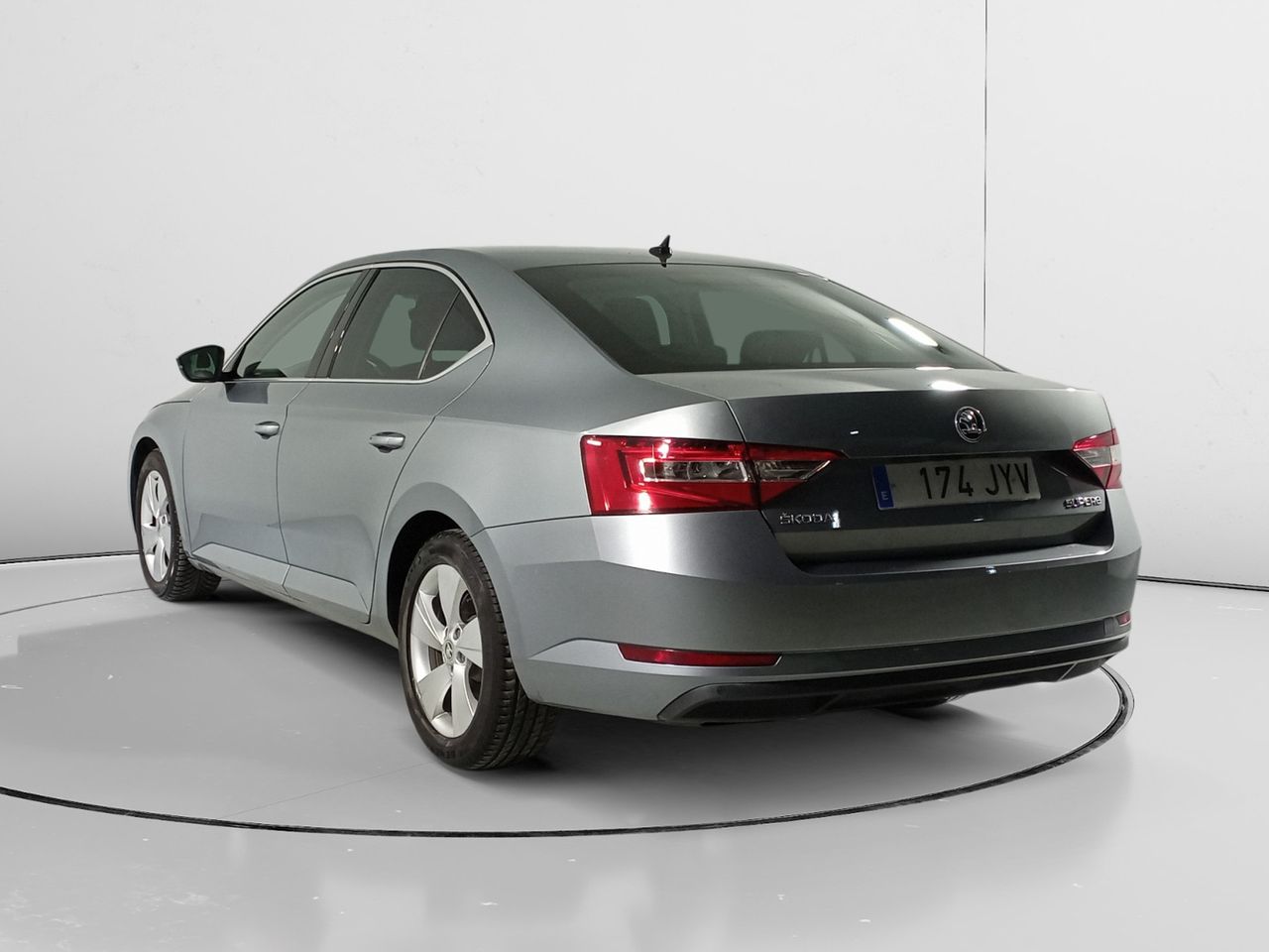 Foto Skoda Superb 4