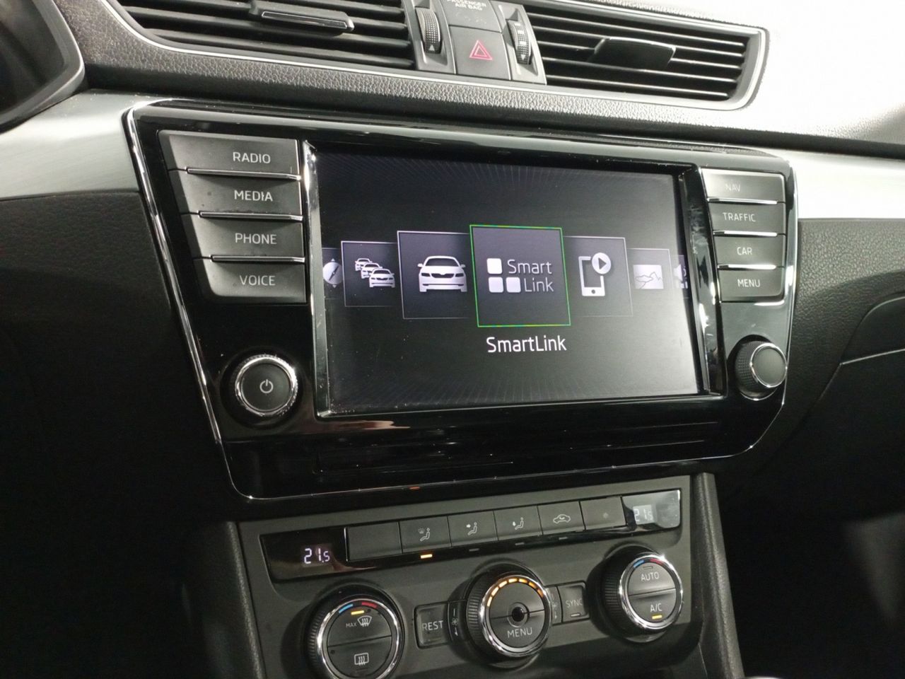Foto Skoda Superb 12