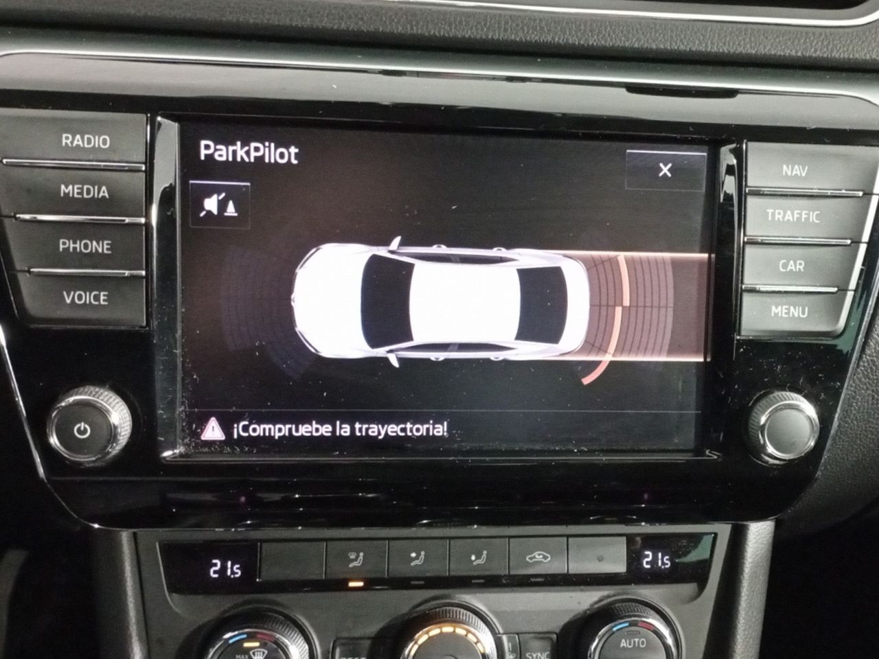 Foto Skoda Superb 17
