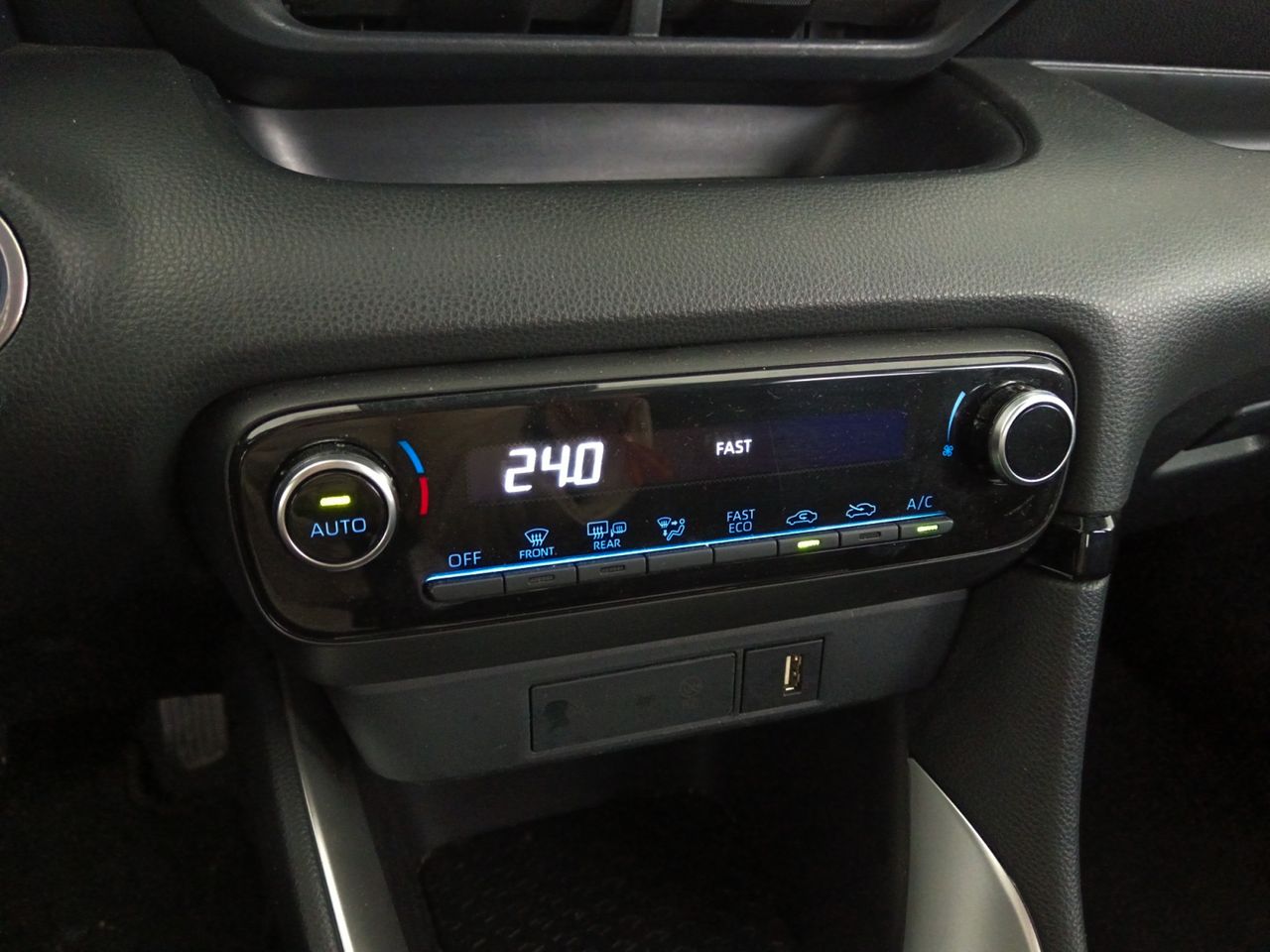 Foto Toyota Yaris 21