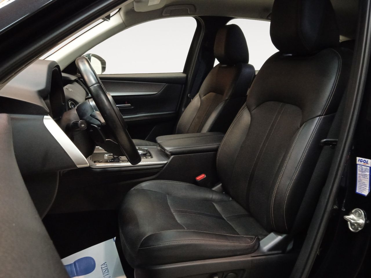 Foto Mazda CX-60 8