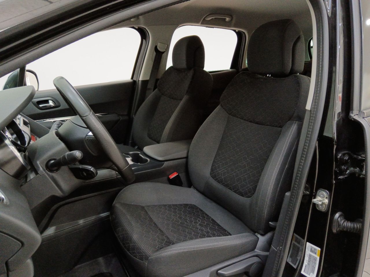 Foto Peugeot 3008 8