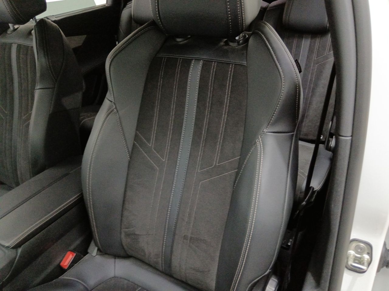 Foto Peugeot 5008 22