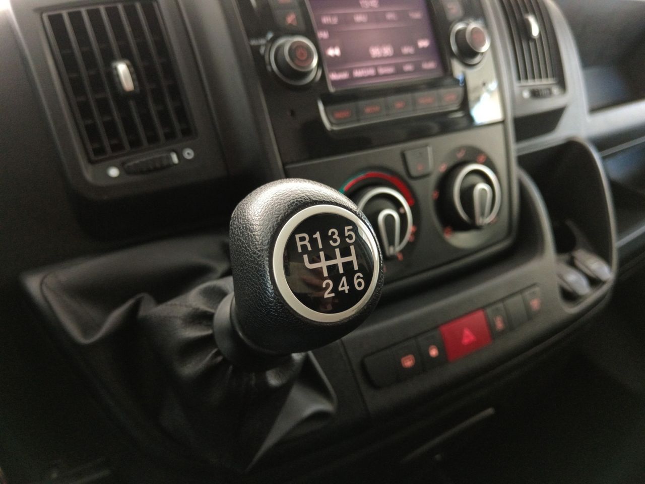 Foto Peugeot Boxer 13