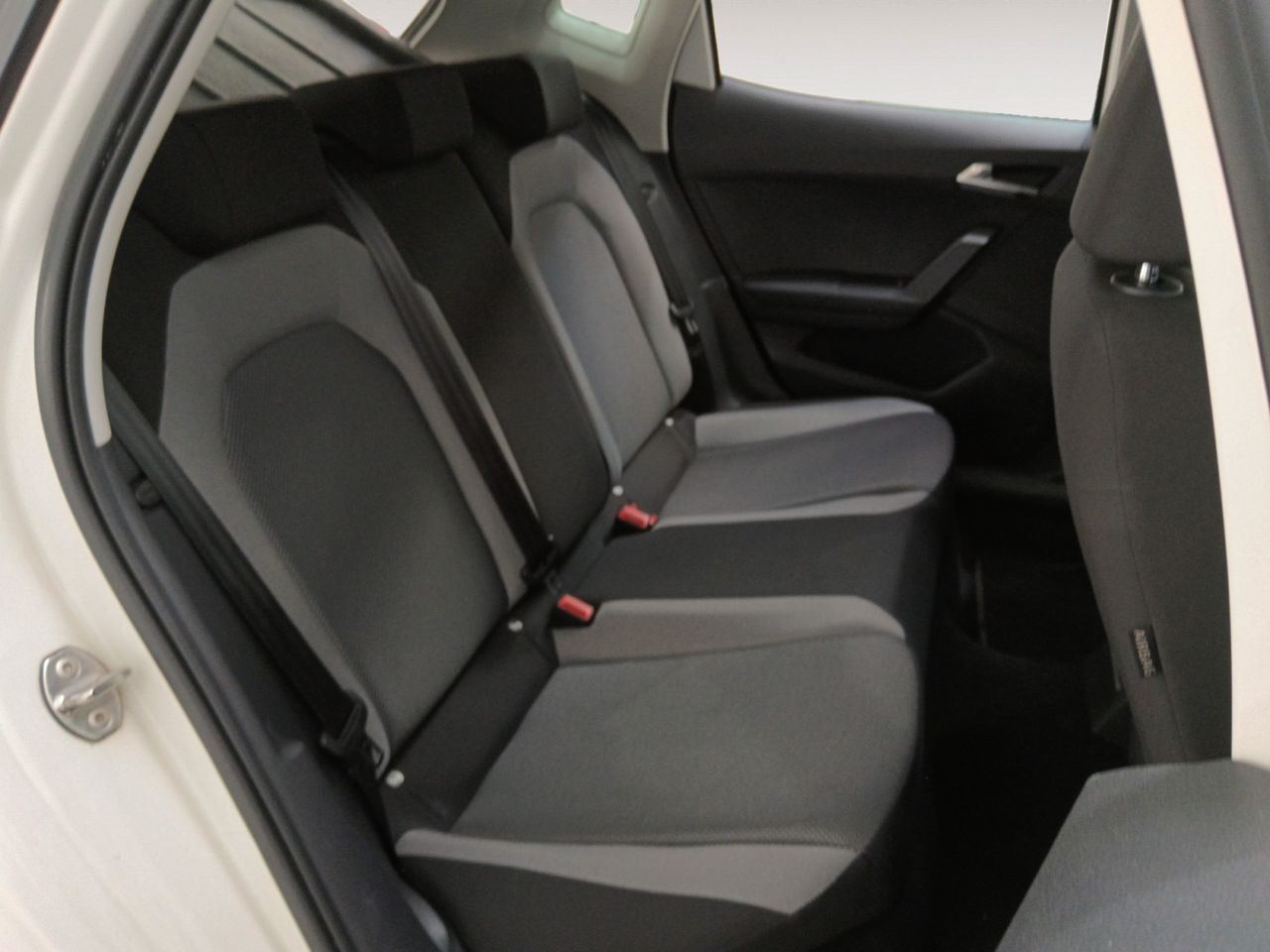 Foto Seat Ibiza 9