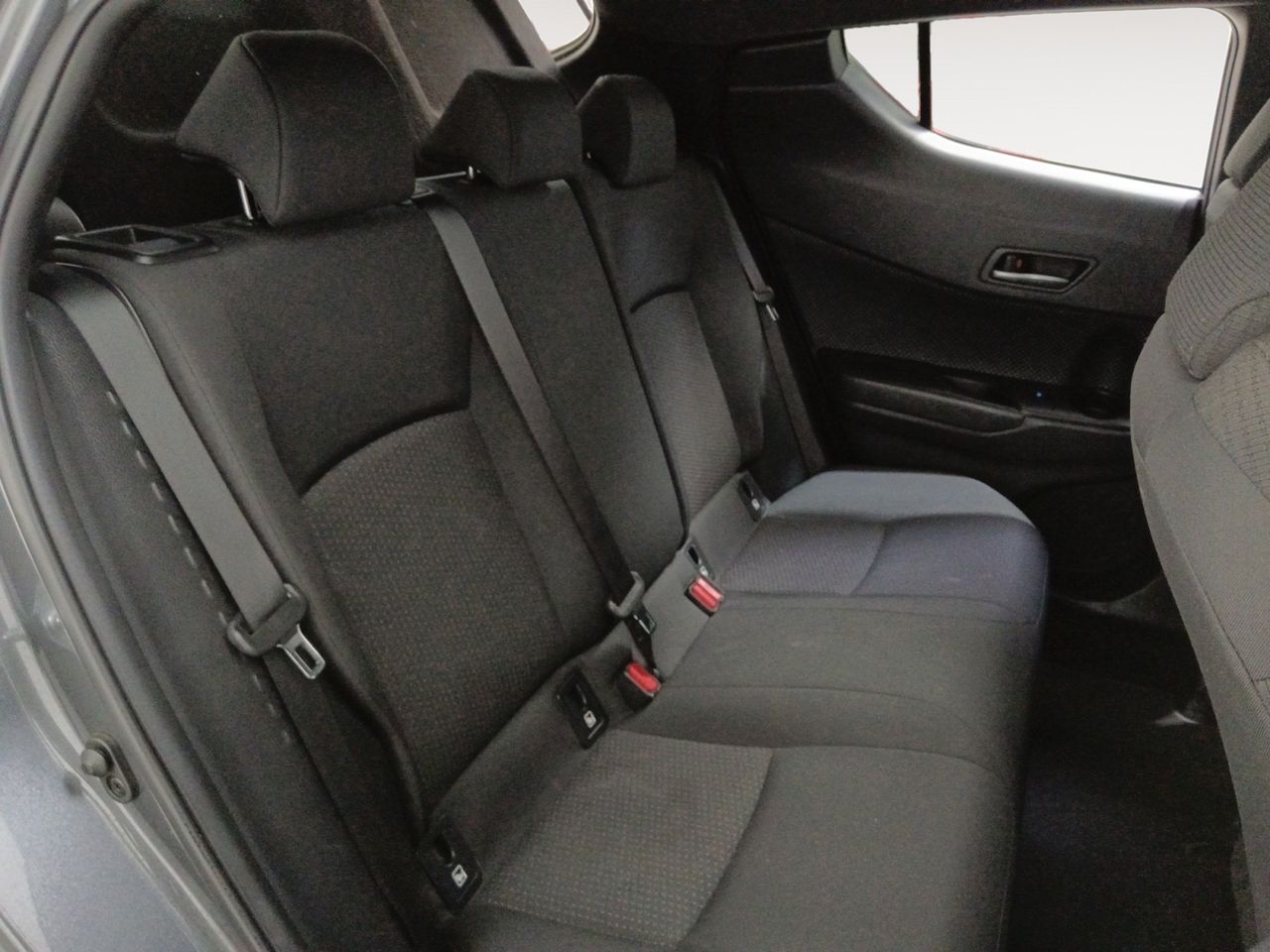 Foto Toyota C-HR 9