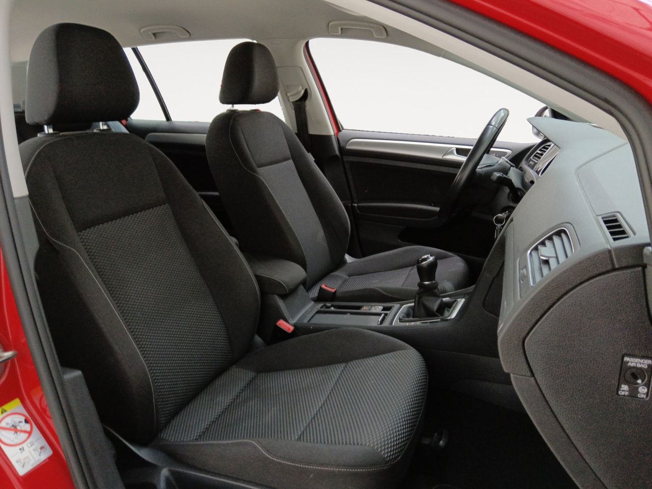 Foto Volkswagen Golf 10