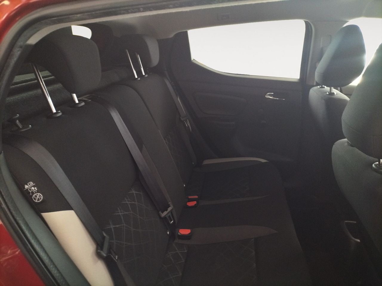 Foto Nissan Micra 9