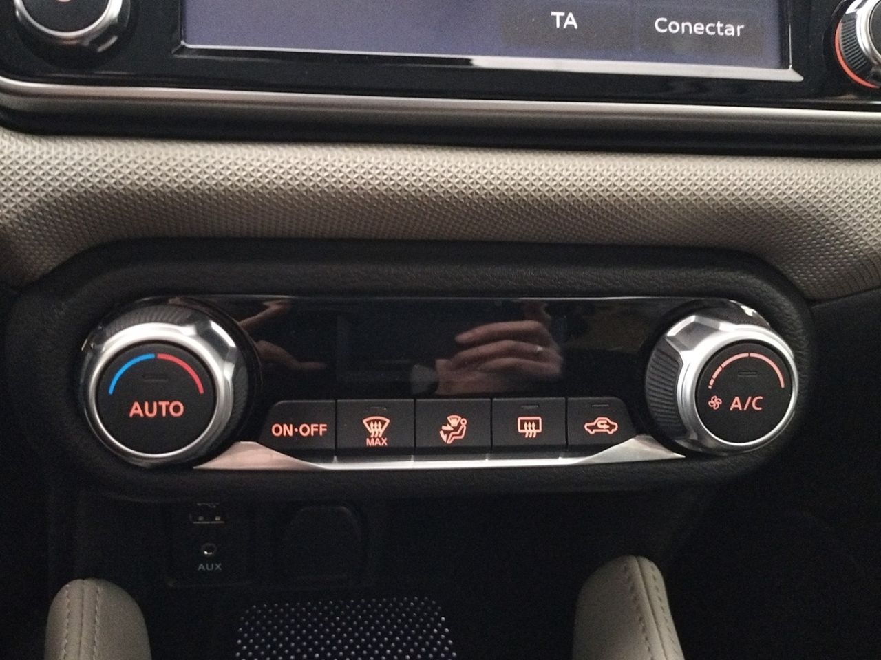 Foto Nissan Micra 16
