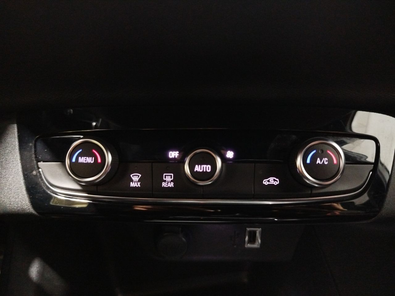Foto Opel Corsa 15