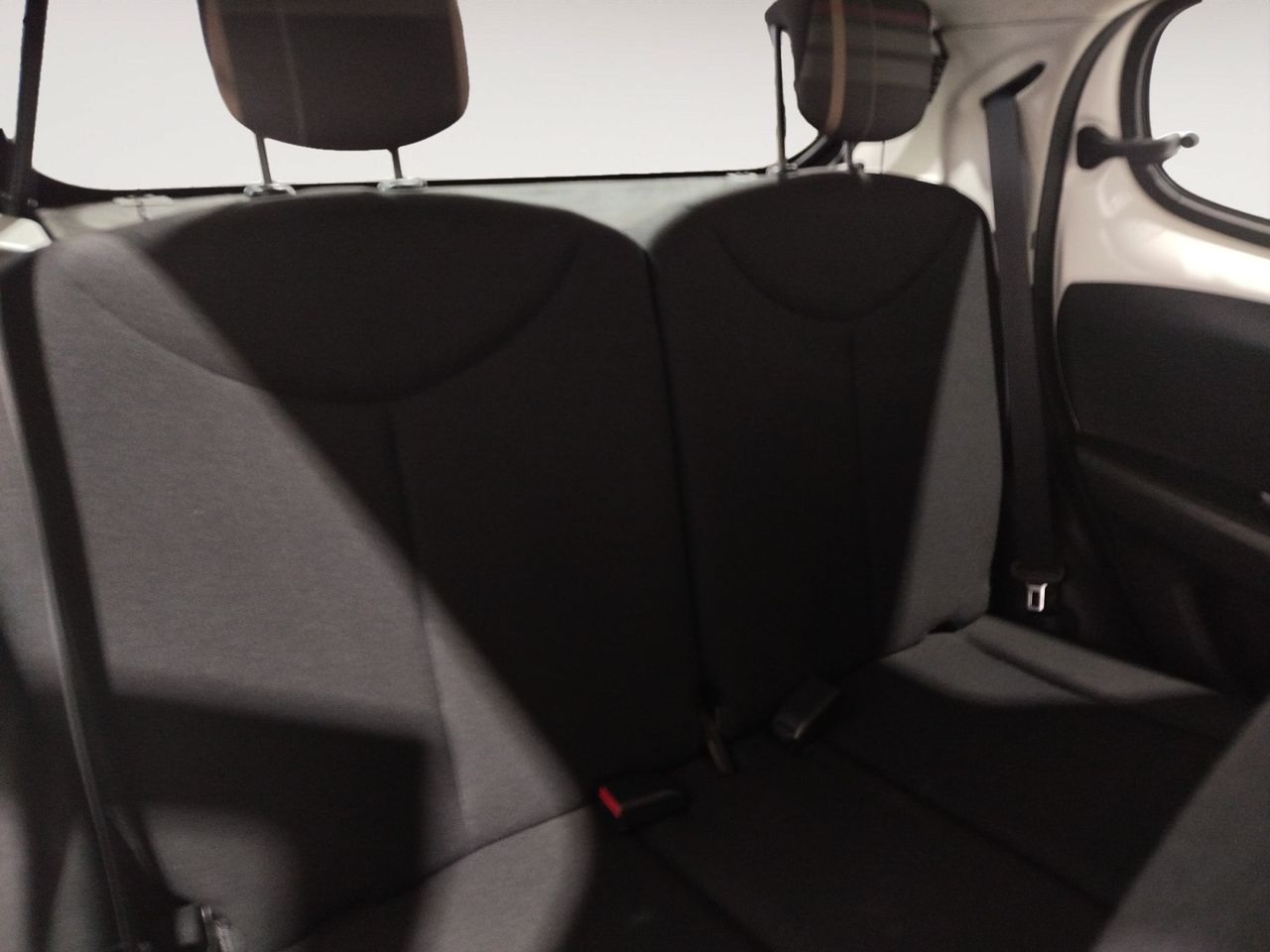 Foto Peugeot 108 8