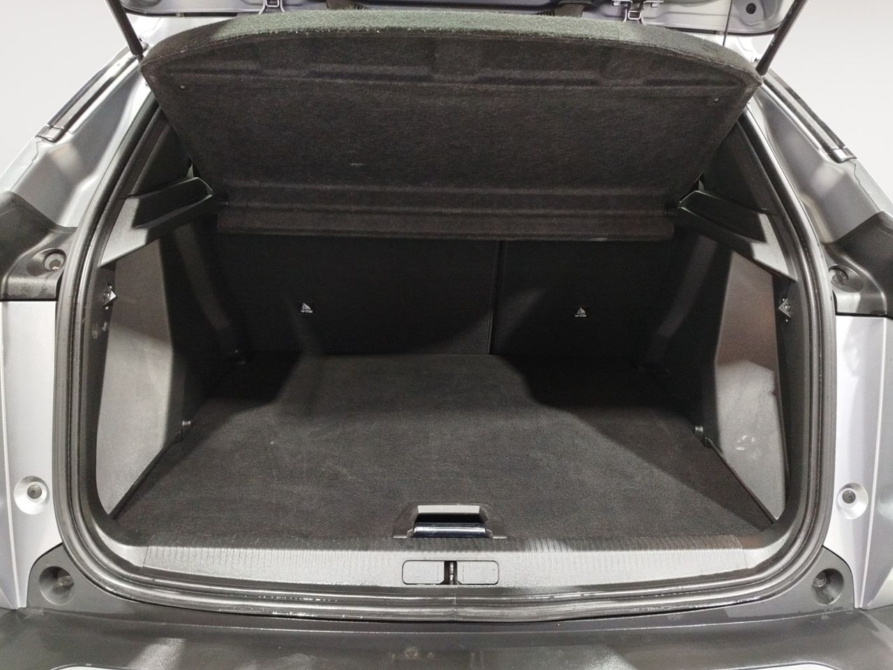 Foto Peugeot 2008 11
