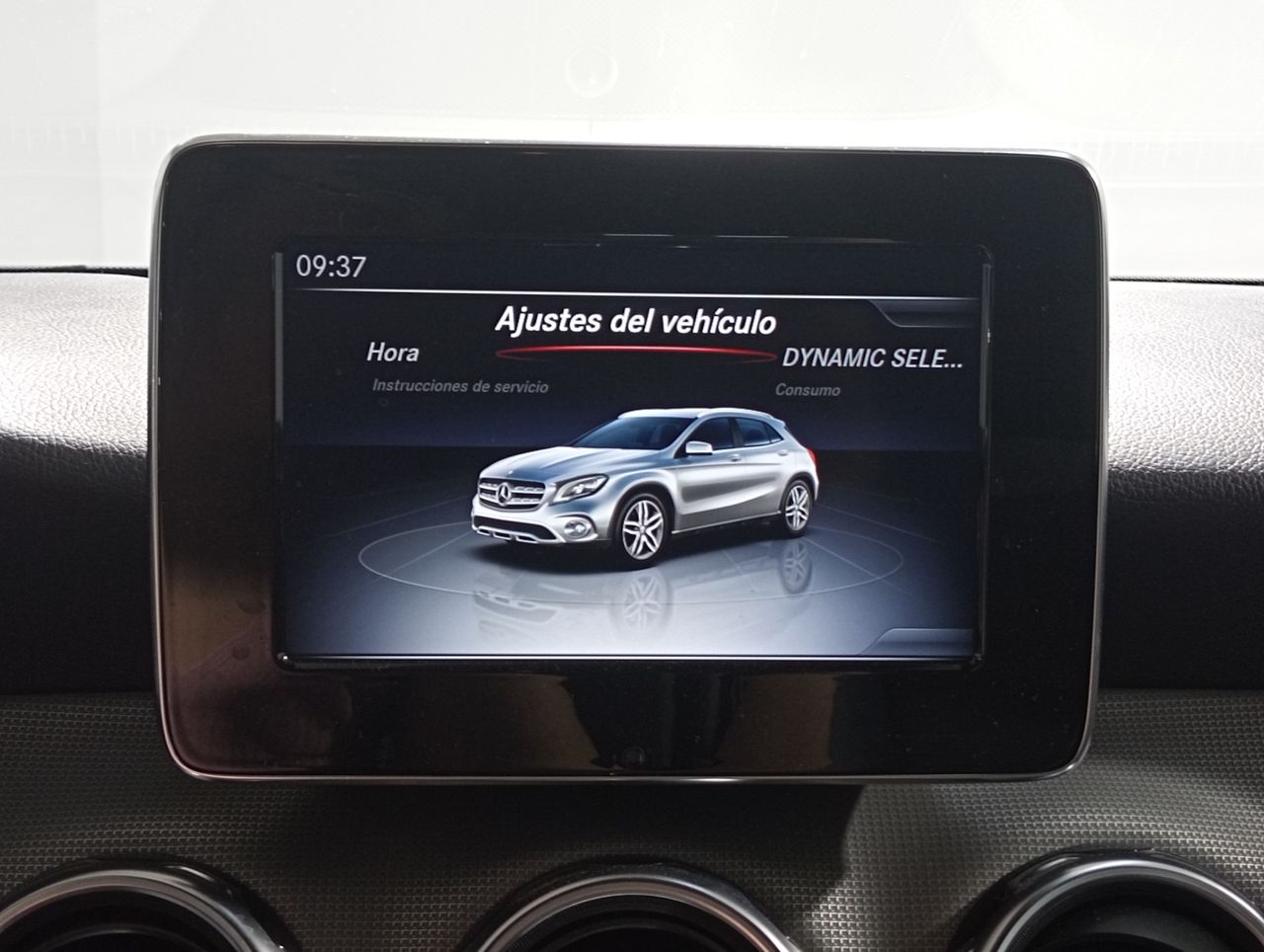 Foto Mercedes-Benz Clase GLA 14