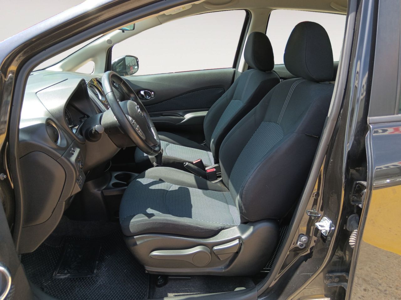 Foto Nissan Note 8