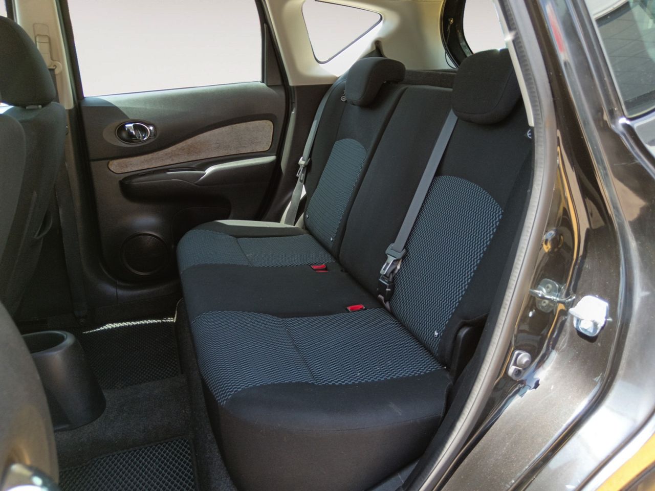 Foto Nissan Note 9