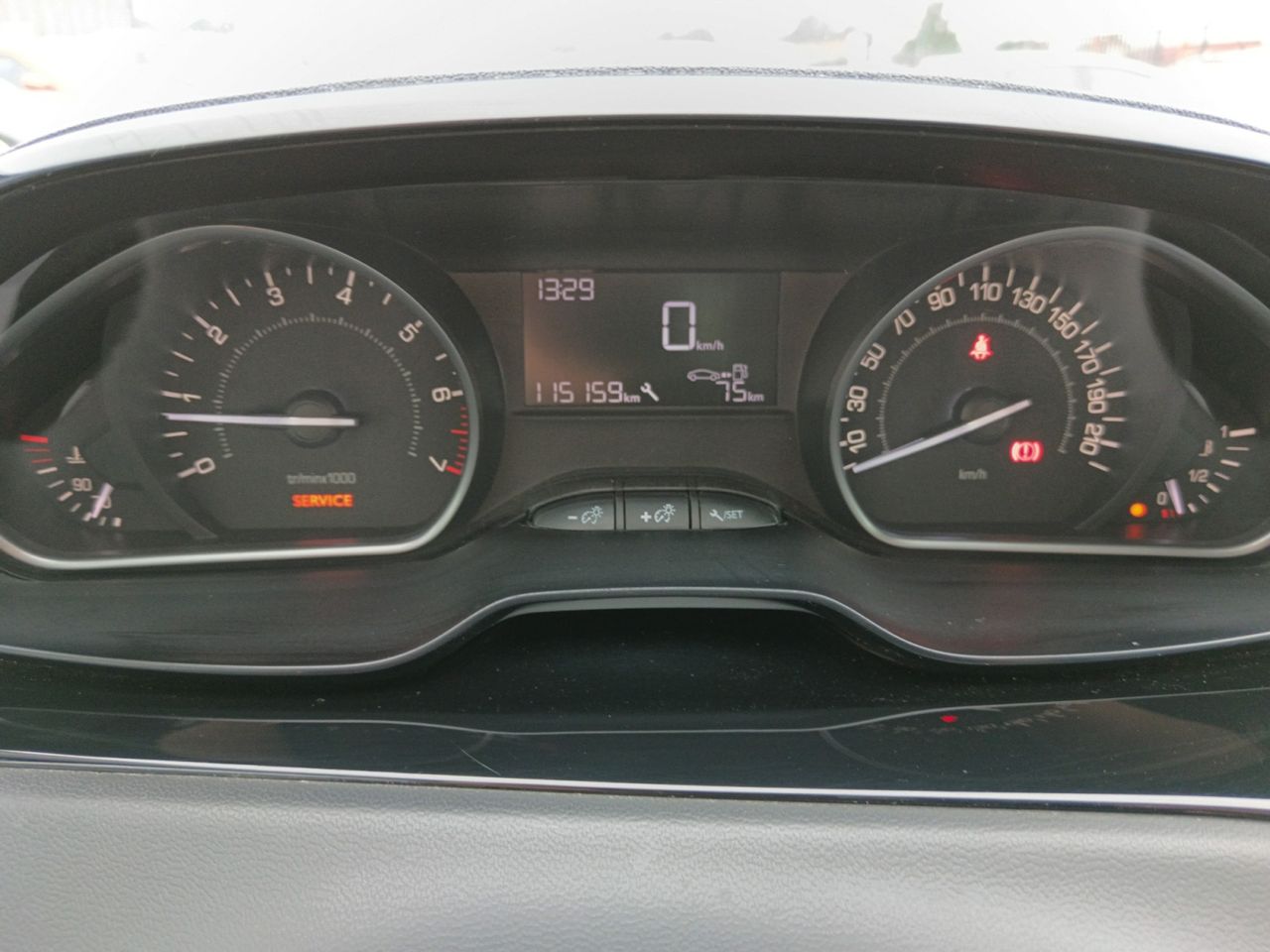 Foto Peugeot 208 13