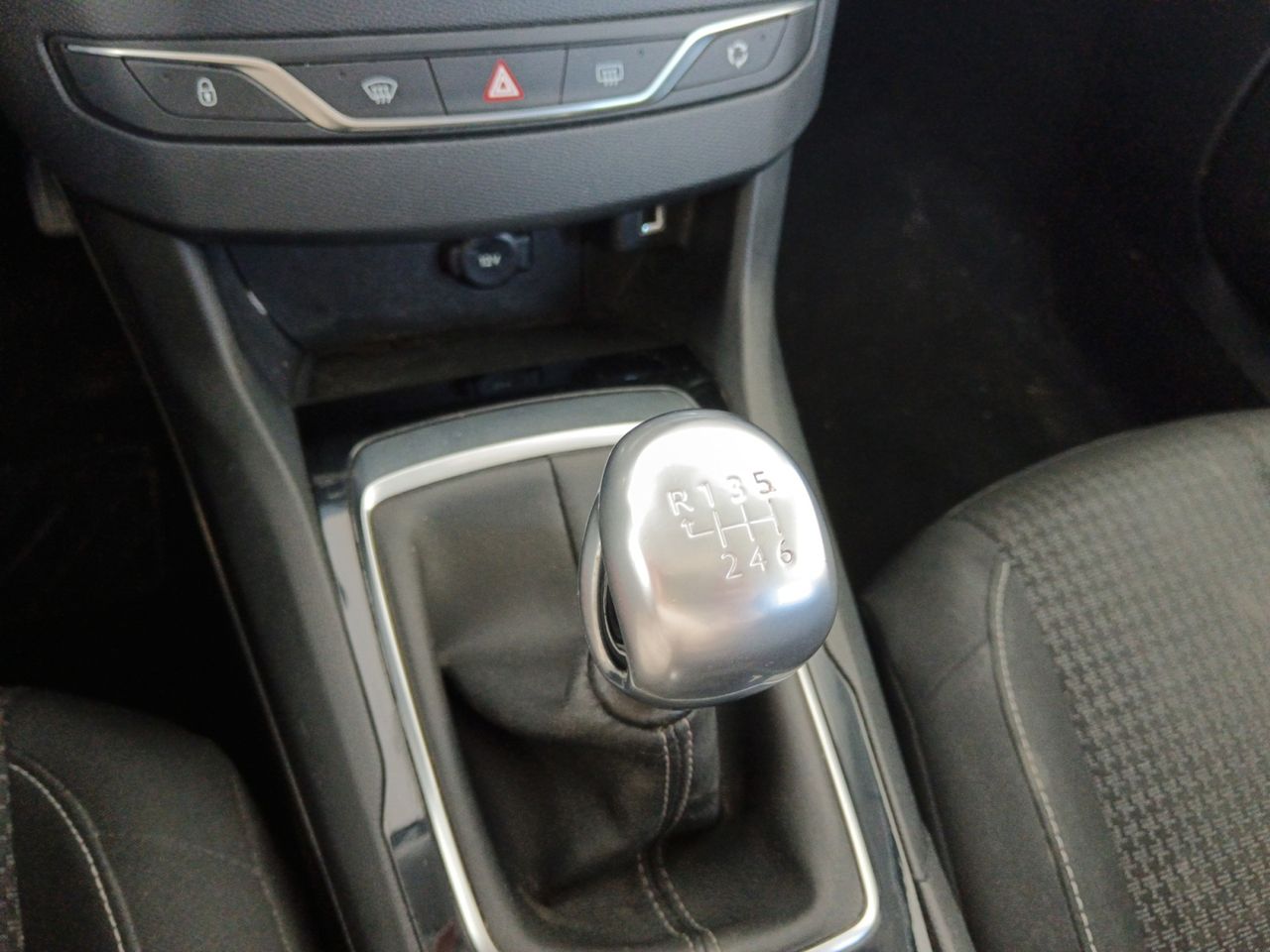 Foto Peugeot 308 12