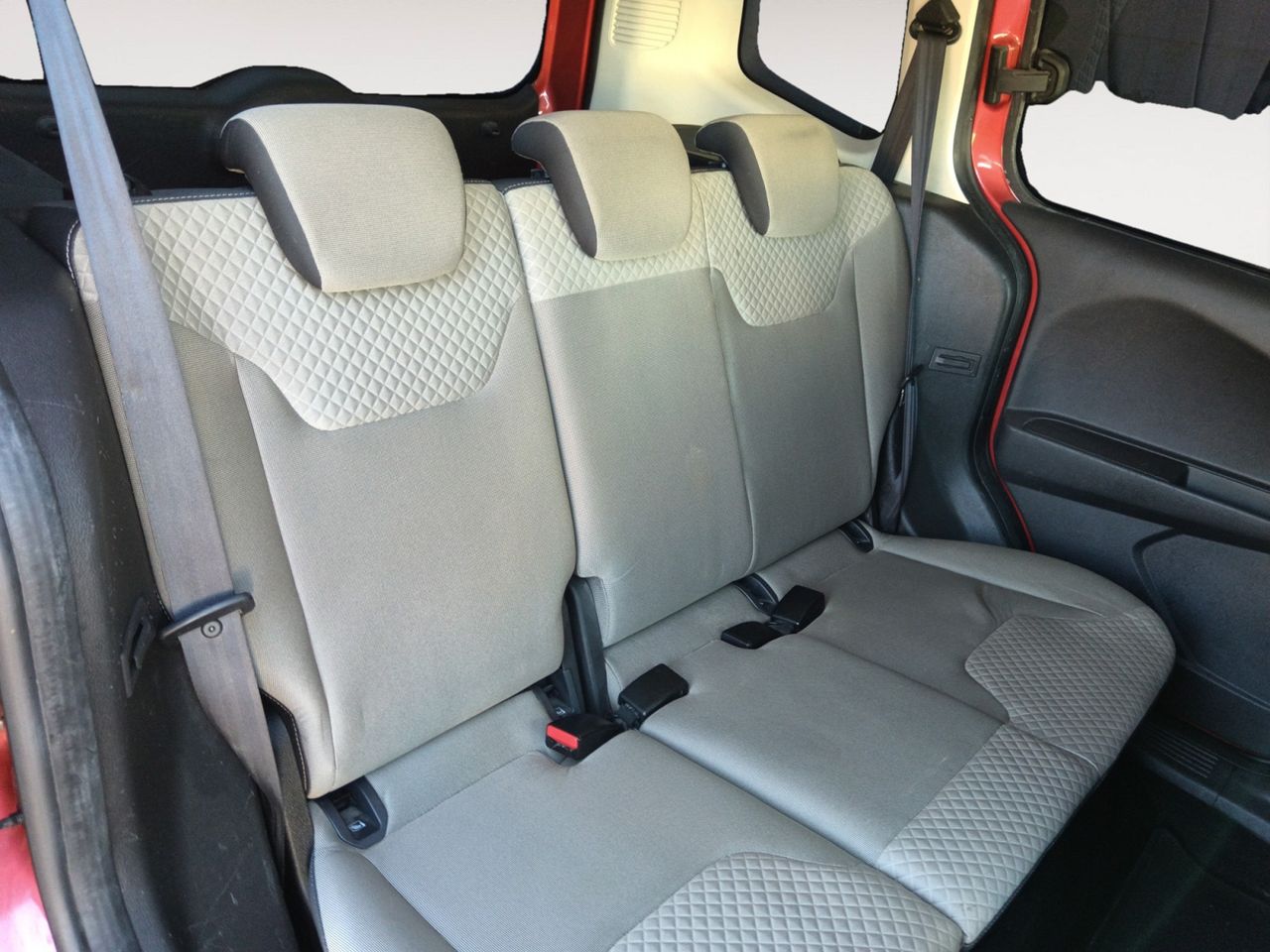 Foto Ford Tourneo Courier 9