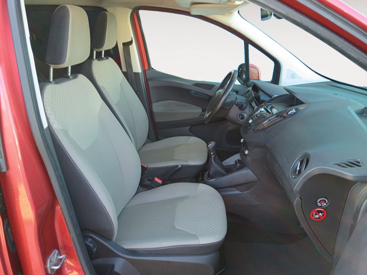 Foto Ford Tourneo Courier 10