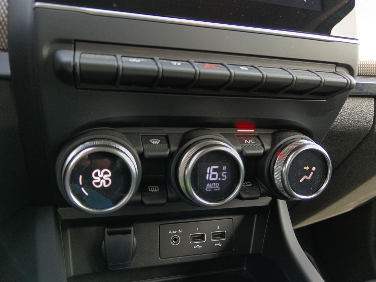 Foto Renault Arkana 19