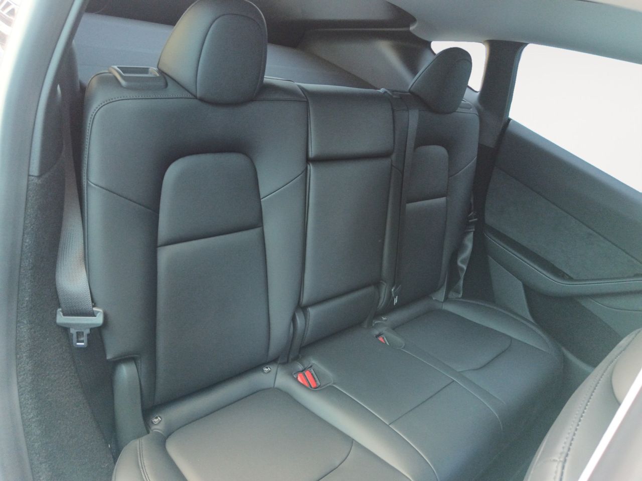 Foto Tesla Model Y 9