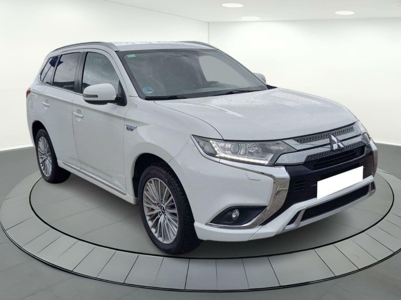 Foto Mitsubishi Outlander 2