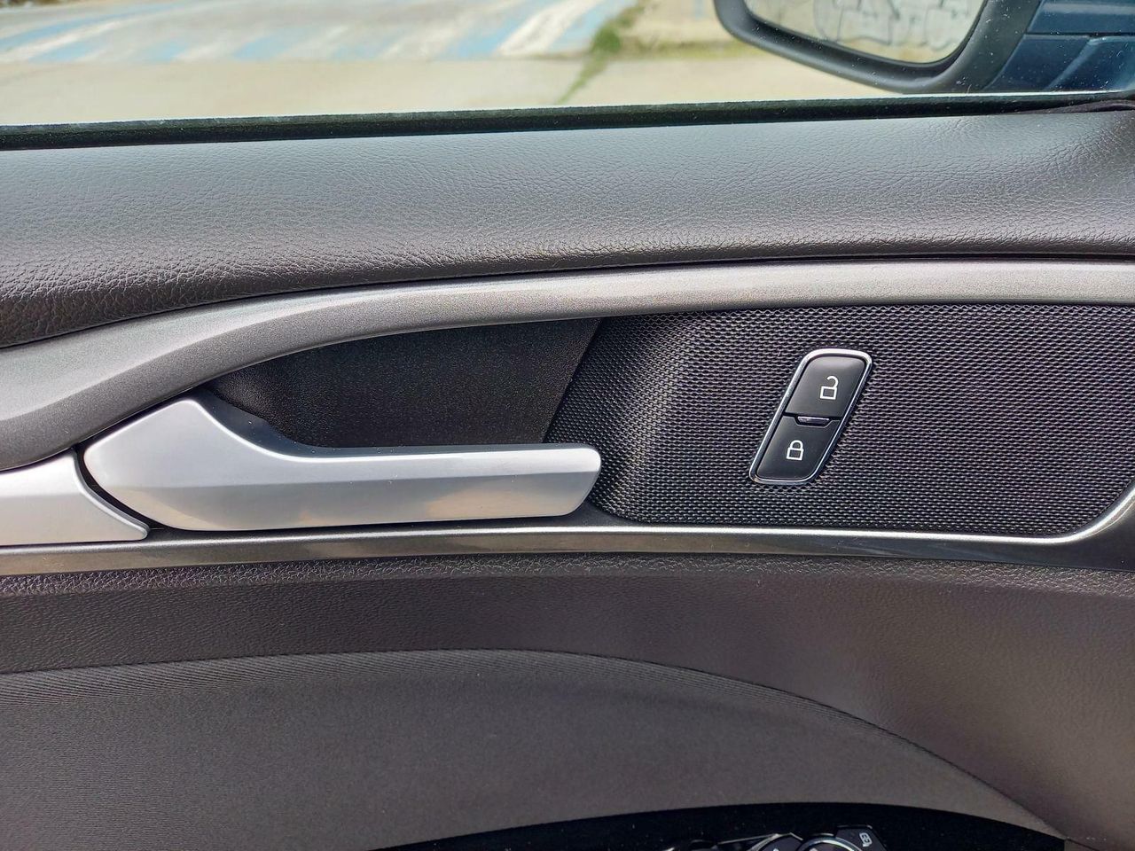 Foto Ford Mondeo 10