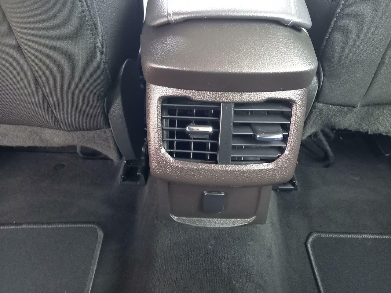 Foto Ford Mondeo 24