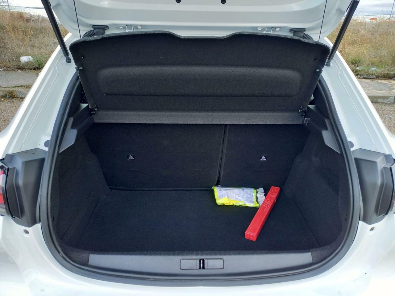 Foto Peugeot 208 25