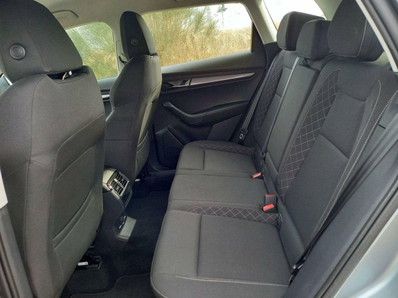 Foto Skoda Karoq 24