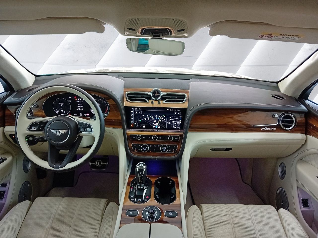 Foto Bentley Bentayga 10
